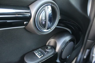 MINI Electric Mini Mini Electric MINI Electric 33 SE kWh/Navi/Carplay/Zwart dak - afbeelding nr 29