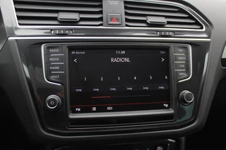 Volkswagen Tiguan Volkswagen Tiguan 2.0 TSI 4Motion Highline / Vol opties! / Panoramadak / Camera / Head-up / Leder / 18'' / Keyless / Dynaudio / Apple CarPlay / Standverwarming / Naavigatie / DAB / Dodehoek / Stoelverwarming / ACC - afbeelding nr 20