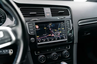 Volkswagen Golf Volkswagen Golf 1.4 TSI GTE  LED / Camera / Carplay - afbeelding nr 30