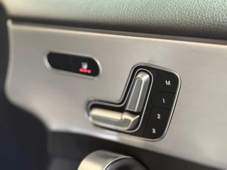 Mercedes-Benz A-Klasse Mercedes-Benz A-klasse AMG 35 4MATIC Aero pakket | Pano | Burmester | keyless | camera | Memory seats - afbeelding nr 16