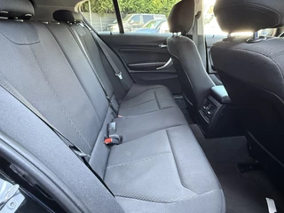 BMW 1 Serie BMW 1 Serie 118i Executive Automaat - afbeelding nr 8