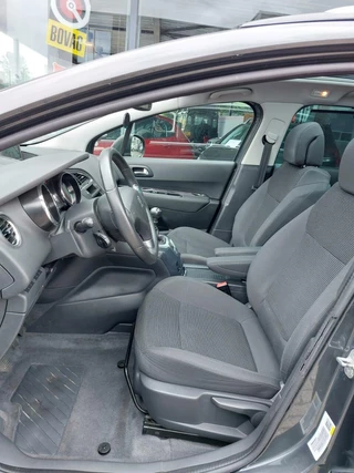 Peugeot 5008 Peugeot 5008 1.2 PureTech Style 7p. - afbeelding nr 18