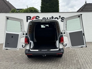 Volkswagen Transporter Volkswagen Transporter 2.0 TDI L2H1 28 Comfortline Navigatie Trekhaak Carplay Cruise Airco Lat om lat 4 Seizoenen banden - afbeelding nr 19