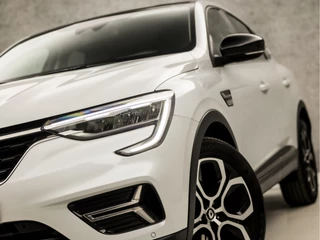 Renault Arkana Renault Arkana 1.3 TCe 140 160Pk Automaat (APPLE CARPLAY, GROOT NAVI, CLIMATE, CAMERA, LEDER, SPORTSTOELEN, ADAPTIVE CRUISE, GETINT GLAS, KEYLESS, NIEUWE APK, NIEUWSTAAT) - afbeelding nr 15