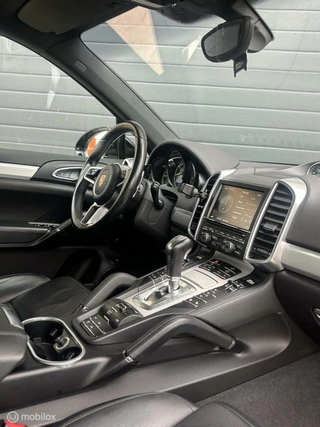 Porsche Cayenne Porsche Cayenne 3.0 S E-Hybrid CRUISE LEDER MEMORY - afbeelding nr 18