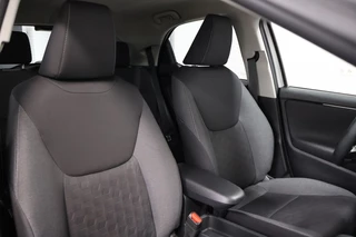 Toyota Yaris Toyota Yaris 1.5 Hybride 115 First Edition | PDC V+A - afbeelding nr 13