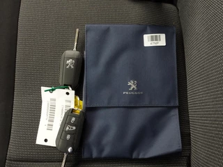 Peugeot Expert Peugeot Expert 2.0 BlueHDI 145PK L3 Automaat Airco Navigatie Trekhaak Cruise Control Carplay - afbeelding nr 31
