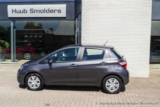 Toyota Yaris Toyota Yaris 1.0 VVT-i Aspiration met navigatie - afbeelding nr 13