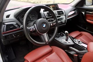 BMW 1 Serie BMW 1-serie 118i Sportline | Parelmoer Wit - Automaat - afbeelding nr 2