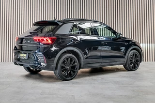 Volkswagen T-Roc Volkswagen T-Roc 1.5 TSI R-Line Beats|Navi|ACC|Pano|Trekhaak - afbeelding nr 2