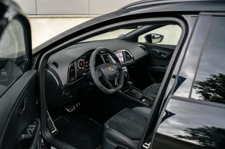 SEAT Leon Seat Leon ST 2.0 TSI 4DRIVE CUPRA R Carbon Beats Pano Vol - afbeelding nr 23