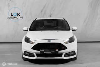 Ford Focus Ford Focus 2.0 EcoBoost ST-3|LEDER|CRUISE|STOEL&STUUR VERWARMING| - afbeelding nr 2