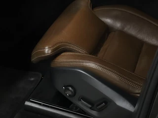 Volvo XC90 7P [SCHUIFKANTELDAK, BOWERS&WILKINS, APPLE CARPLAY, ANDROID, STOELVERKOELING, CAMERA, ELEKTRISCHE ACHTERKLEP, NIEUWSTAAT] - afbeelding nr 16