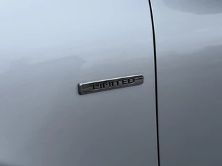 Renault Clio Renault Clio Estate 1.5 dCi Ecoleader Limited 2e Eigenaar,Navi,Clima,Cruise,PDC Achter,LM Velgen,Dealer Onderhouden,N.A.P,APK Tot 02-2026 - afbeelding nr 26