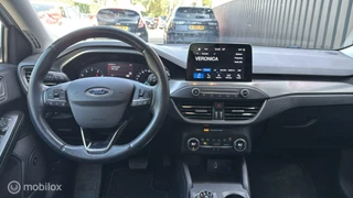 Ford Focus Ford Focus Wagon 1.0 EcoBoost|Titanium|Automaat|Boekjes - afbeelding nr 10