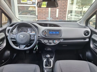 Toyota Yaris Toyota Yaris 1.0 VVT-i Connect /Navi/Camera/Apple/Android/1e Eig/Garantie - afbeelding nr 25