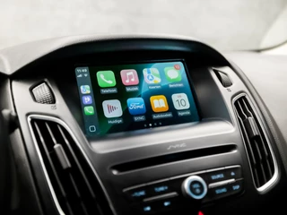 Ford Focus (APPLE CARPLAY, NAVIGATIE, CLIMATE, STOELVERWARMING, GETINT GLAS, SPORTSTOELEN, CRUISE, PARKEERSENSOREN, NIEUWE APK, NIEUWSTAAT) - afbeelding nr 8