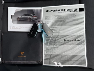 CUPRA Leon Sportstourer Cupra Leon Sportstourer 1.4 e-Hybrid VZ Business PHEV / CAMERA / NAVI / INPARKEREN / ZEER NETJES / SFEERVERL. / CARPLAY DRAADLOOS - afbeelding nr 36