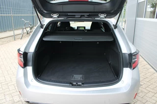 Toyota Corolla Touring Sports Toyota Corolla Touring Sports 1.8 Hybrid Business Plus 1e Eigenaar NL Auto. - afbeelding nr 15