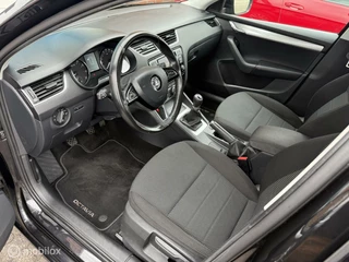 Škoda Octavia Skoda Octavia Combi 1.2 TSI Greentech Ambition Businessline - afbeelding nr 10