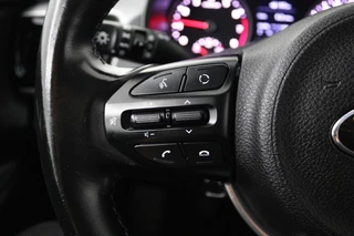 Kia Rio Kia Rio 1.0 TGDI DynamicLine (ACHTERUITRIJCAMERA, NAVIGATIE, BLUETOOTH, CRUISE CONTROL, LANE-ASSIST, PARKEERSENSOREN) - afbeelding nr 16