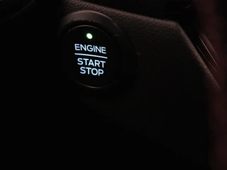 Ford Kuga Ford Kuga 2.5 PHEV ST-Line | Stoelverwarming | Carplay |  B&O Sound | Leder/Alcantara | Full LED | Keyless | Parkeerhulp | Navigatie | Digital Cockpit | Bluetooth | Climate control - afbeelding nr 32