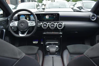 Mercedes-Benz A-Klasse Mercedes-Benz A-klasse 200 AMG Night Pano Multibeam Sfeer Memory - afbeelding nr 16