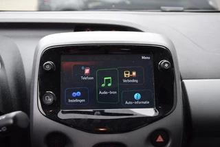 Toyota Aygo Toyota Aygo 1.0 VVT-i x-play | Cruise control | Bluetooth | Achteruitrijcamera | - afbeelding nr 19