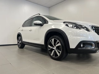 Peugeot 2008 Peugeot 2008 1.2 PT 111PK / Allure / Panoramadak / Climate.C / Navi / h.leder / - afbeelding nr 27