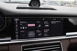 Porsche Panamera Porsche Panamera 2.9 4 E-Hybrid / Panoramadak / 360Camera / Achterasbesturing / Head-up / 21'' / Burmester / Softclose / Sportuitlaat / Sportdesign + Chrono / Keyless / DAB / ACC / Stoelventilatie - afbeelding nr 20