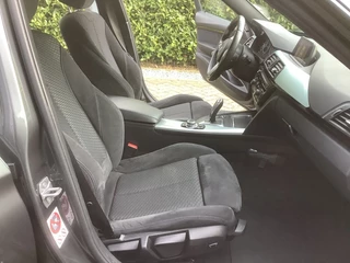 BMW 3 Serie BMW 3 Serie Touring 330i X-Drive Aut. M-Sport - afbeelding nr 12
