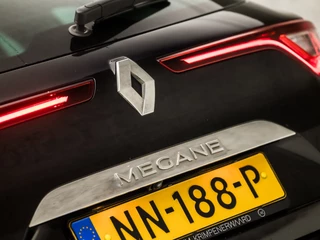 Renault Mégane Estate (GROOT NAVI, DIGITAL COCKPIT, CAMERA, BOSE AUDIO, KEYLESS, KUIPSTOELEN, LED KOPLAMPEN, GETINT GLAS, NIEUWE APK, NIEUWSTAAT) - afbeelding nr 26