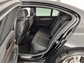 BMW 7 Serie BMW 7 Serie 740d xDrive High Executive M-Sport-Pack GEAR BOX PROBLEM  M-Sport Pack Aut. *PANO | HEAD-UP | LUXURY-LEATHER | SOFT-CLOSE | FULL-LED | MEMORY-PACK | HARMAN/KARDON-SURROUND | TOPVIEW | BLINDSPOT | KEYLESS | HEATED-SPORTSEATS | DIGI- - afbeelding nr 9