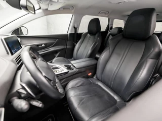 Peugeot 5008 Automaat (APPLE CARPLAY, GROOT NAVI, LEDER, STOELVERWARMING, SPORTSTOELEN, GETINT GLAS, TREKHAAK, CRUISE, LANE ASSIST, NIEUWE APK, NIEUWSTAAT) - afbeelding nr 14