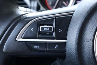 Suzuki Swift Suzuki Swift 1.2 Stijl Smart Hybrid AdaptiveCruise/Navi/Keyless - afbeelding nr 8