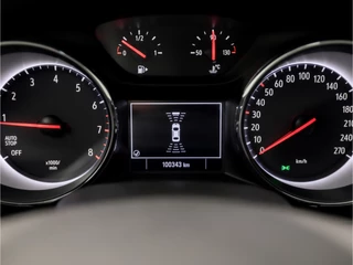Opel Astra Opel Astra Sports Tourer 1.2 Design & Tech (APPLE CARPLAY, GROOT NAVI, CAMERA, ADAPTIVE CRUISE, LEDER, GETINT GLAS, SPORTSTOELEN, LED KOPLAMPEN, CRUISE, PARKEERSENSOREN, NIEUWE APK, NIEUWSTAAT) - afbeelding nr 22