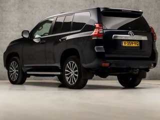 Toyota Land Cruiser Automaat (SCHUIFDAK, 1e EIGENAAR, DEALER ONDERHOUDEN, STANDKACHEL, NAVIGATIE, LUCHTVERING, MEMORY SEATS, STOELVERWARMING/KOELING, 360 CAMERA, KEYLESS, ADAPTIVE CRUISE, TREEPLANKEN, NIEUWSTAAT - afbeelding nr 3