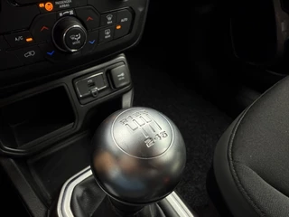Jeep Renegade Jeep Renegade 1.0T Limited // Stoel en stuurverwarming // carplay // - afbeelding nr 18