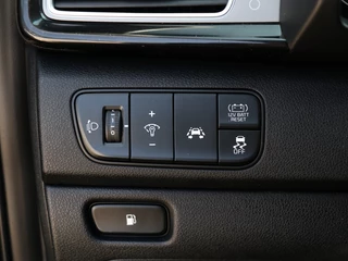 Kia Niro Kia Niro 1.6 GDi Hybrid DynamicLine I Trekhaak I Navi I Camera - afbeelding nr 17