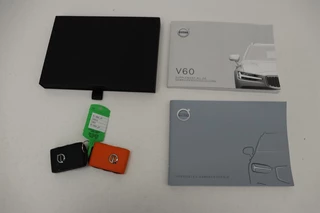 Volvo V60 Volvo V60 2.0 B3 Momentum | Leder |  Stoel & stuurverwarming | Carplay | Adaptive cruise | BLIS | Navigatie | Full LED | DAB - afbeelding nr 19