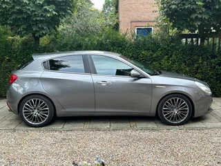 Alfa Romeo Giulietta Alfa Romeo Giulietta 1.4 T Distinctive Lusso Uconnect/PDC - afbeelding nr 7