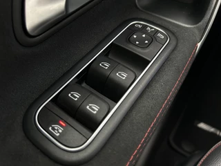 Mercedes-Benz A-Klasse Mercedes-Benz A-Klasse 180 Business Solution AMG | Panoramadak | Trekhaak | Night pakket - afbeelding nr 18