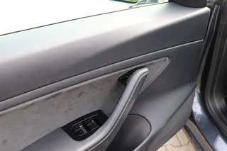Tesla Model 3 Tesla Model 3 Long Range AWD 75 kWh autopilot dual motor leder panodak dab memory seats stoelverwaming v+a - afbeelding nr 20