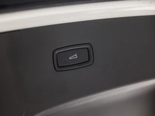 Porsche Cayenne 463Pk Automaat (SPORTCHRONO PAKKET, PANORAMADAK, ALCANTARA STUUR EN HEMEL, APPLE CARPLAY, LUCHTVERING, KUIPSTOELEN, SFEERVERLICHTING, 360 CAMERA, HEAD-UP DISPLAY, NIEUWSTAAT) - afbeelding nr 24