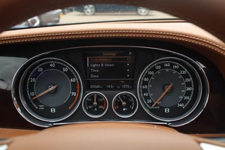 Bentley Flying Spur Bentley Flying Spur 4.0 V8 - afbeelding nr 18