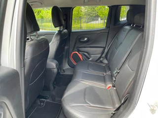 Jeep Renegade Jeep Renegade 1.4 MultiAir Opening Edition Leer Navigatie keyless entry Pdc 18