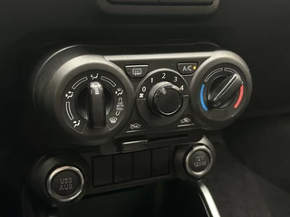 Suzuki Ignis Suzuki Ignis 1.2 Smart Hyride Select [ CAMERA I CARPLAY | STOELVERWARMING I A - afbeelding nr 14