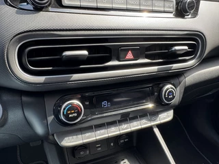 Hyundai Kona Hyundai Kona 1.6 GDI HEV Premium | Trekhaak 1350kg! | Leder | Navigatie | Sto - afbeelding nr 32