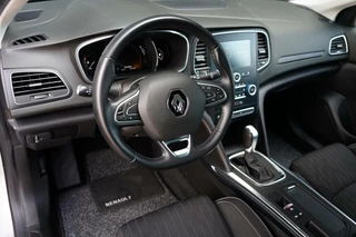 Renault Mégane Estate Renault Megane Estate 1.3 TCe Limited, aut. keyless, CarPlay - afbeelding nr 15