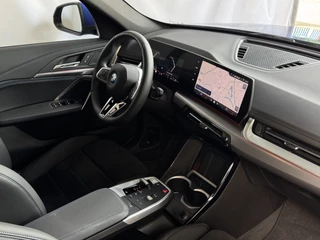 BMW X1 BMW X1 XDRIVE 25E M-SPORT LED ELEK.KLEP NAVI STOELVERW M-SHADOW LINE CARPLAY/ANDROID ZWARTE.HEMEL PHEV PLUG IN HYBRID AWD 4X4 4WD - afbeelding nr 37